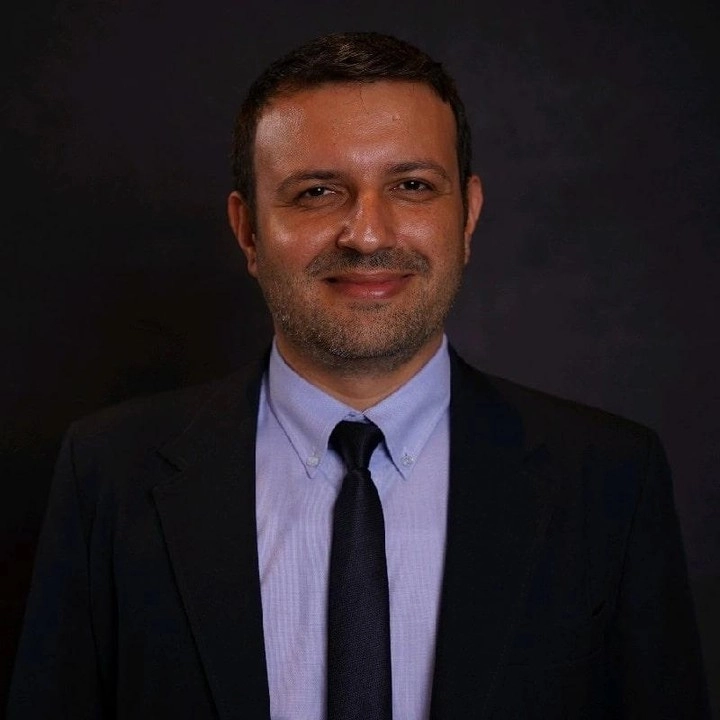 Prof. Dr. Oğuzhan Zengin | Sosyal Hizmet Uzmanı | Çözüm Odaklı Kısa Terapi |